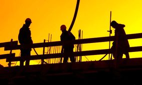 کارگران هنوز همان حقوق قدیمی را می‌گیرند / صدای مردم بلند شد