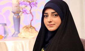 تغییر استایل خیلی خفن مجری محجبه صداوسیما /  شیک و مزون پوش !