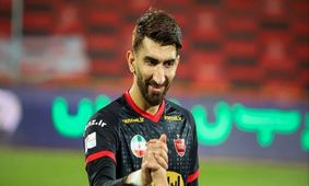 کتک زدن بیرانوند و هجوم توپ‌جمع‌کن‌ها و خبرنگاران قزوینی/ اشک بازیکن پیکان درآمد!+عکس