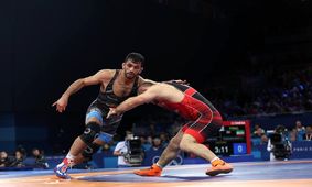 حسن یزدانی بالاخره پدر شد؟/ تصویر لو رفته از قهرمان محبوب در کنار پسرش + عکس دیده نشده