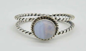 شیک ترین مدل های انگشتر عقیق کبود هدیه های یلدایی + عکس