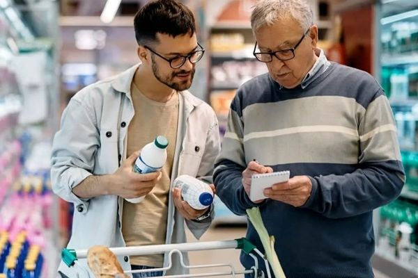 آقای پزشکیان! آیا طرح‌های پر زرق و برق راه حل گرانی و تورم هستند؟