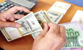 آخرین نرخ ارزها در مرکز مبادلات/ قیمت دلار کاهشی شد  + جدول