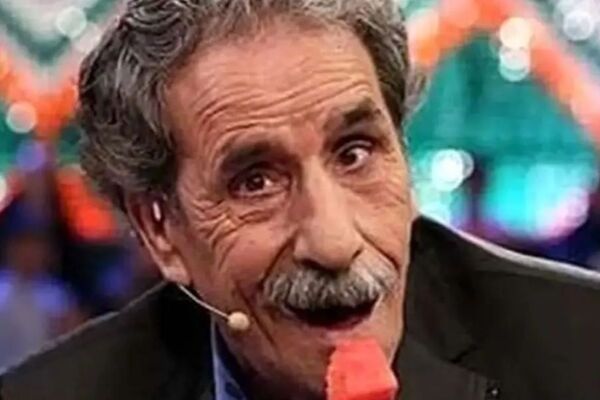 باورتان نمی‌شود! «محمود بصیری» در 39 سالگی با گریم «پیرزن» چه شکلی شده بود؟