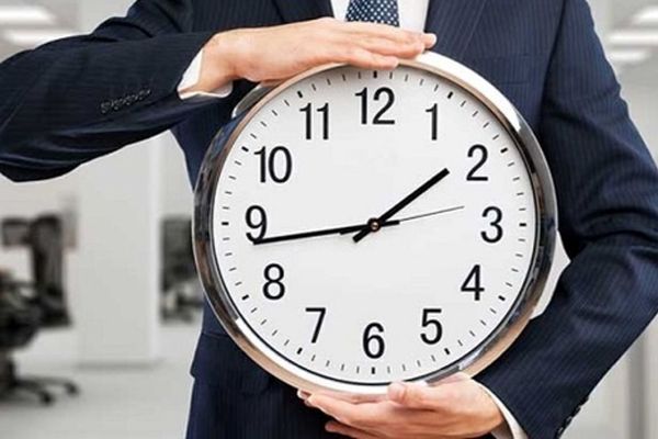 زمان‌بندی جدید برای کارمندان ادارات این استان / 2 ساعت تاخیر موجه