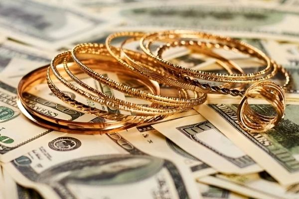 راز سقوط اعتماد به بانک مرکزی؛ دلار و طلا تحت فشار!