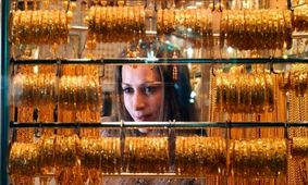 طلا رکورد ۱۴ میلیون تومانی را شکست / هر گرم طلای ۱۸ عیار چقدر گران شد؟