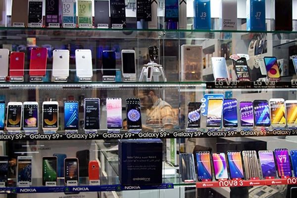 قیمت گوشی موبایل؛ پنجشنبه ۱۱ اردیبهشت / پرچمدار سامسونگ چند؟ جدول
