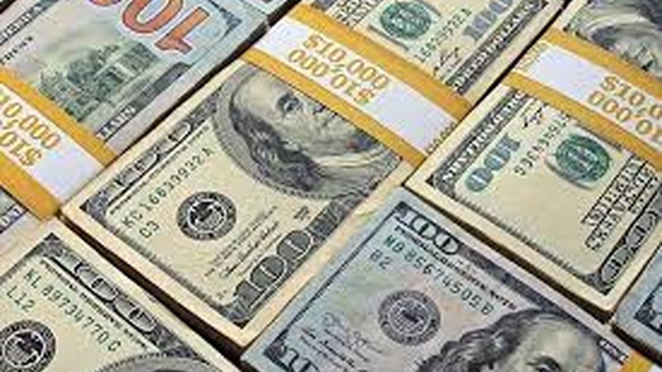 3 پیش بینی مهم از قیمت دلار در آینده
