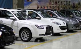 آینده بازار خودرو در 1404/ آیا قیمت‌ها سر به فلک می‌کشند؟