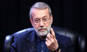 پاسخ دیپلماتیک لاریجانی به پرسش جنجالی خبرنگار آمریکایی درباره مرکز هسته‌ای