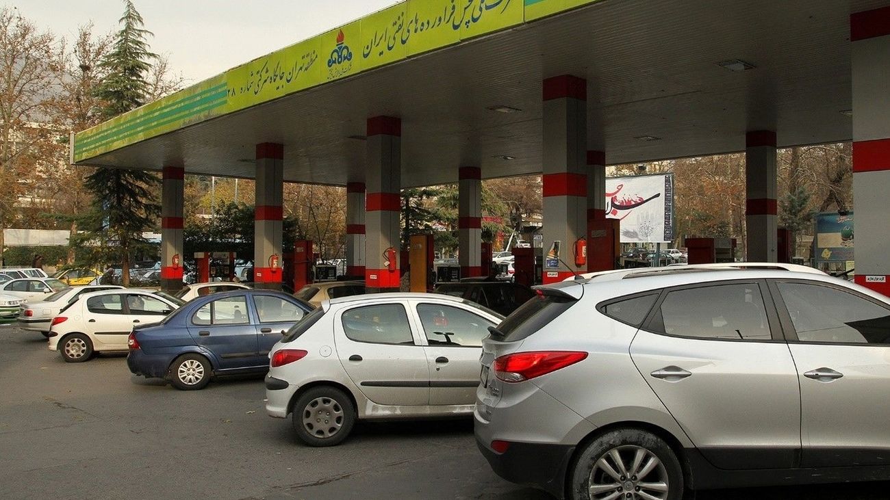 مهم ترین جزئیات درباره افزایش قیمت بنزین در سال 1402