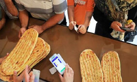 پای دلالان به نانوایی‌ها باز شد/ راه حل کنترل قیمت نان چیست؟