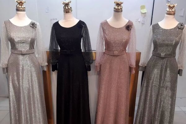 بازار داغ اجاره لباس شب یلدا؛ چرا خرید کنیم وقتی اجاره هست!