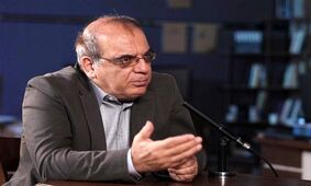 کنایه سنگین عباس عبدی به گرفتن مالیات از قبور