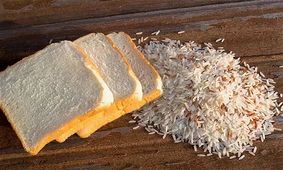 گرسنگی با طعم برنج ایرانی و نان طبقاتی!