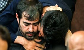 مراسم ختم پدر شهاب حسینی با حضور جمشید هاشم‌پور + عکس دیده نشده