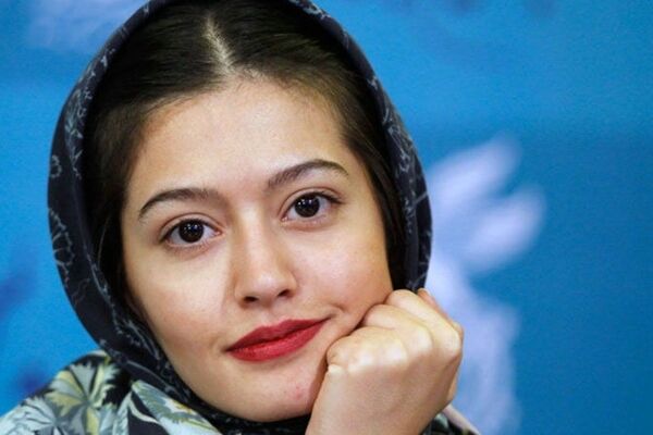 استایل خیره‌کننده پردیس احمدیه در کنار دوست واقعی‌اش که همه را متحیر کرد!