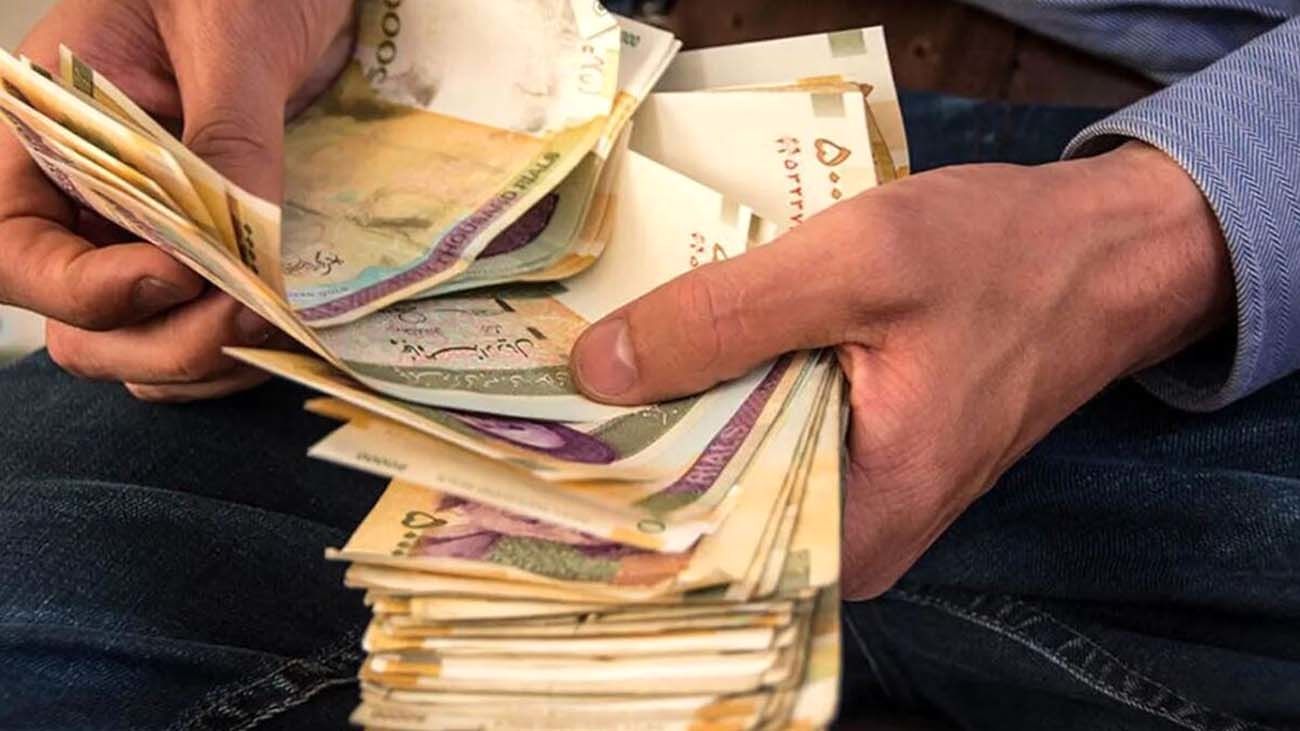 عیدی کارمندان و بازنشستگان / عیدی بازنشستگان لشکری در آخرسال چقدر؟