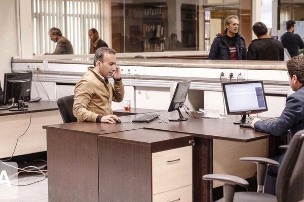 کارمندان بخوانند / ادارات تعطیل نیستند + جزییات