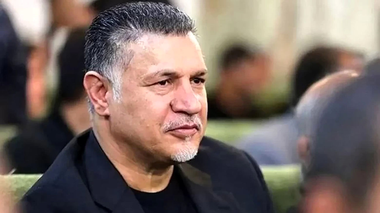 عکس دیده نشده از علی دایی و نورا خانم دخترش در حرم امام رضا (ع)