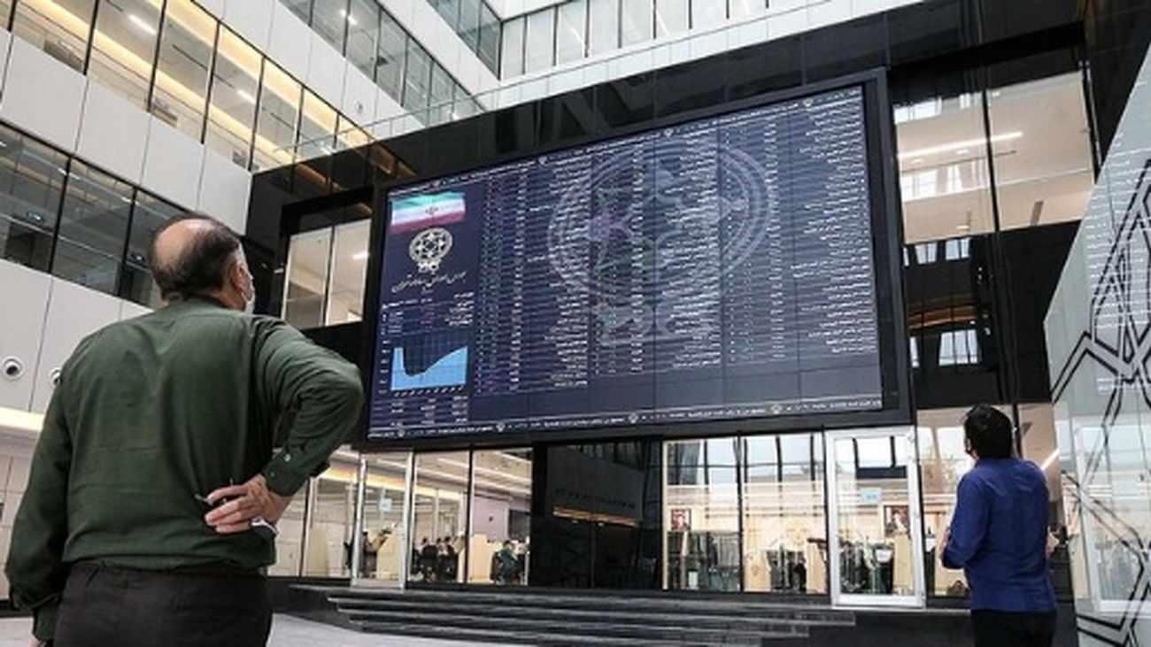 زمان آغاز فعالیت بورس در 1404 مشخص شد