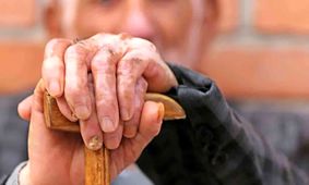 بازنشستگان در شوک/ آب پاکی روی دستشان ریخته شد!