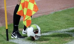 عکس وحشتناک / افراد ناشناس به خانه داور دربی حمله کردند !