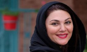 عکس متفاوت از لاله اسکندری با چادر رنگی ! / خانم بازیگر چقدر محجبه شد !