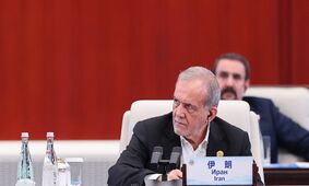 عکسی از حضور دختر پزشکیان در مراسم روز پیروزی چین، کنار رهبران جهانی