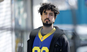 مهرداد صدیقیان: عاشق هستم ولی ازدواج نمی‌کنم / عشق اول و آخر فرزاد جان سخت کیست ؟!