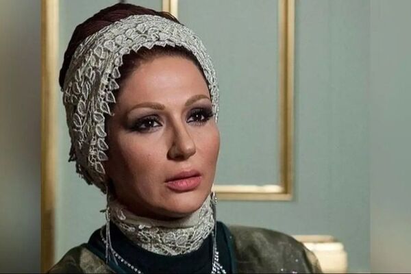 افشاگری جنجالی بازیگر نقش فرح پهلوی: همسرم ۷ بار ازدواج کرد و به دخترم گفت که من مرده‌ام! + فیلم