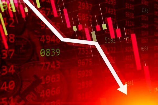 کت قرمز بر تن بورس ماند / شاخص کل چند هزار واحد سقوط کرد؟ + نمادها