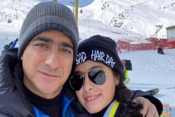 همایون شجریان حقیقتی شوکه‌کننده درباره خوانندگی دخترش یاسمین فاش کرد! + فیلم