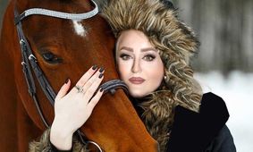 سارا بهرامی و هانده ارچل در دنیای تفریحات پولدارها/ راز زندگی لاکچری سوارکاران بازیگر فاش شد!