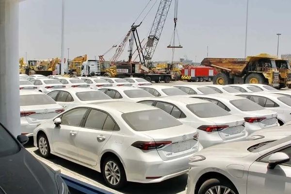 حامد عاملی؛ سرپرست معاونت صنایع وزارت صمت  : عرضه خودرو وارداتی؛ احتمالا هفته آینده