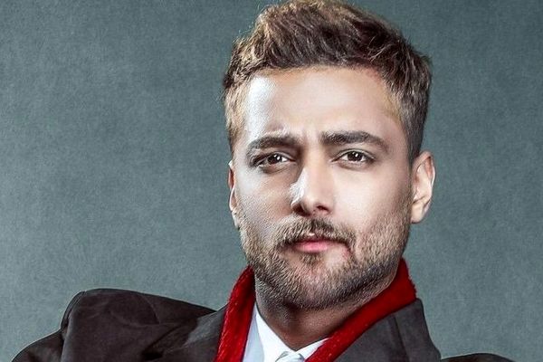 امیر مقاره پرده از زندگی خانوادگی‌اش برداشت: مادرم به شدت مذهبی است! + فیلم