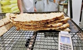مردم نان هم کمتر می خورند ؟ / دلیل کاهش هزاران تنی مصرف آرد در ایران