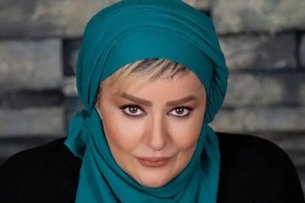 عکس خاص نعیمه نظام‌دوست با اکسسوری‌های طلایی پر زرق و برق!
