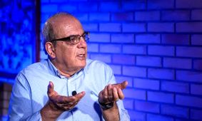 عباس عبدی: مقاومت در برابر خواست مردم ننگ است