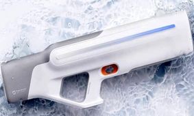 تفنگ آب پاش شیائومی هم از راه رسید؛ اسباب بازی جذاب ۵ میلیونی