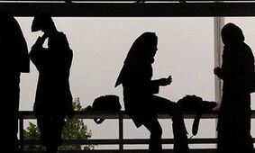 زندگی مجردی هم از توان ایرانی ها خارج شد / حقوق ها کفاف نمی دهد !