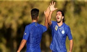 بمب در اصفهان منفجر شد، بازیکن جنجالی دوباره زرد پوشید