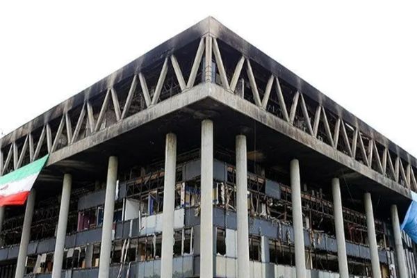 ضرورت اصلاح ساختار صداوسیما/درباره نقدهای مطرح به رسانه ملی و شورای نظارتی که عملا منفعل است