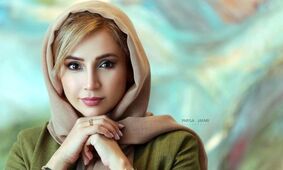 استایل خودمانی شبنم قلی خانی با لباس های خاص / همیشه خوش سلیقه !