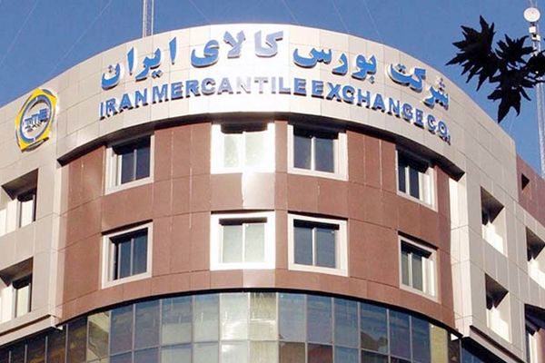 عرضه سنگین کالا در بورس/ فولاد صدرنشین معاملات ۴ مرداد