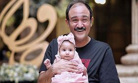 کیک تولد 5 سالگی هانا با شباهت بی‌نظیر به مهران غفوریان؛ عکسی که همه را متحیر کرد!