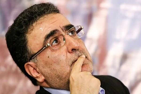 مصطفی تاج‌زاده از زندان به مرخصی آمد