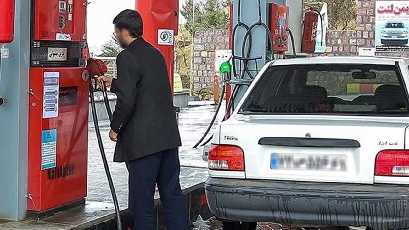 انتقاد پزشکیان از ارزانی بنزین/ هزینۀ تمامشده بنزین ۸۰۰۰ تومان است + فیلم