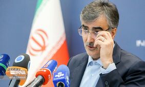 بانک مرکزی زنگ خطر را به صدا درآورد / تهران در آستانه بحران نقدینگی + فیلم